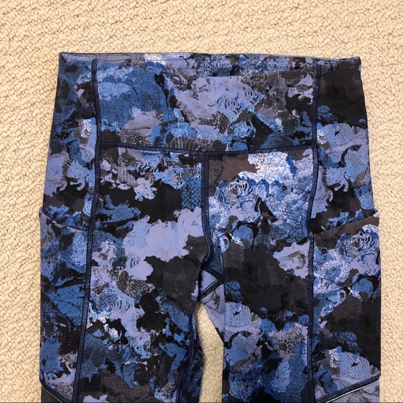 Lululemon Speed Up Tight *Full-on Luxtreme 28" - Picture 3 of 8